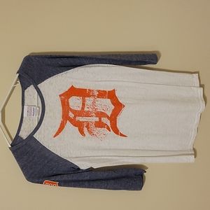 Women's Detroit Tigers Shirt